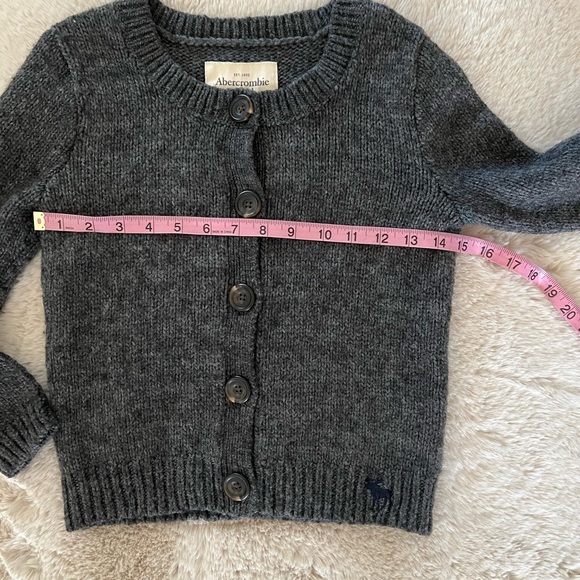 Abercrombie & FitchGrey Wool Alpaca Blend Button Sweater Size Small - Picture 6 of 9